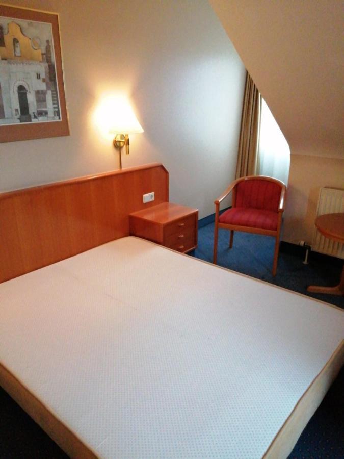 Apartment Лампертайм Екстериор снимка